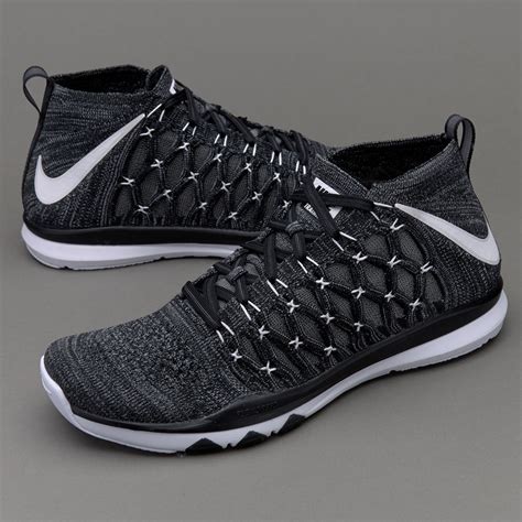 Train Ultrafast Flyknit 'Black' 